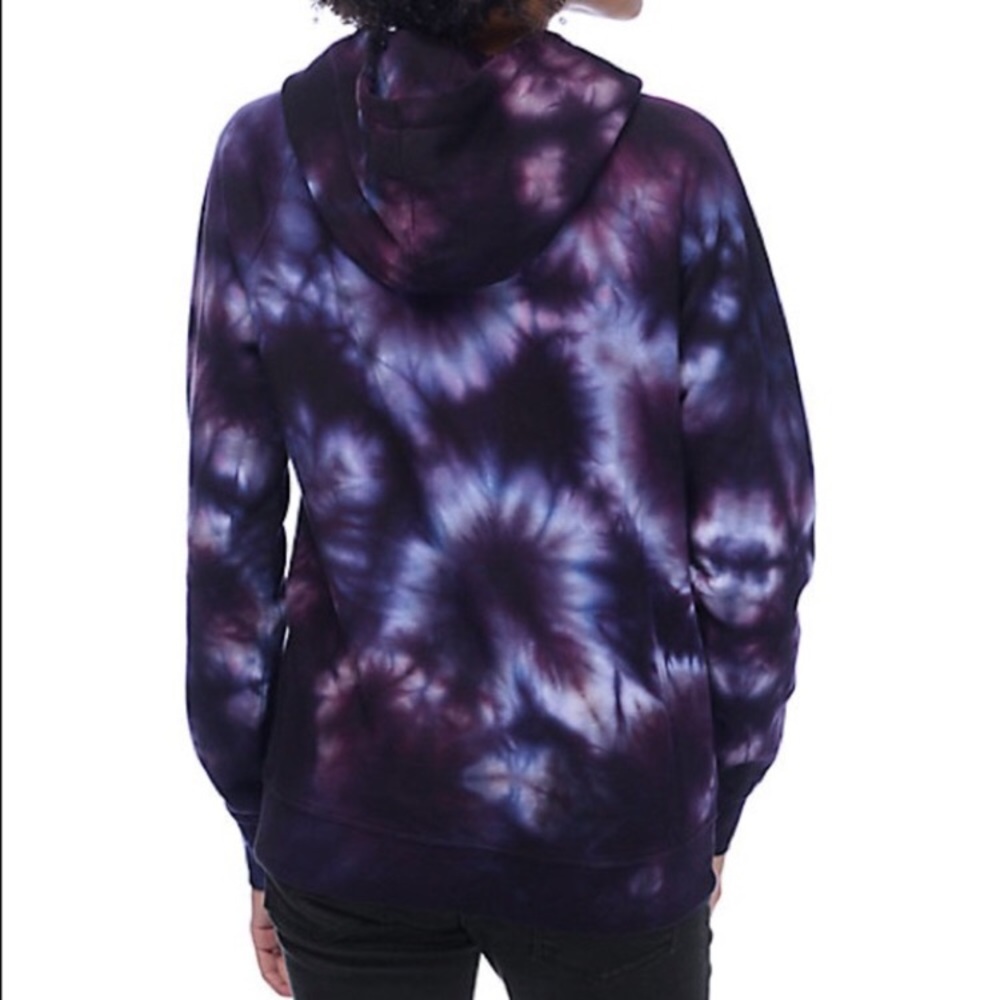 NOT FOR SALE looking for this hoodie!!!